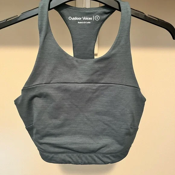 Outdoor Voices Gray Green Sports Bra - Picture 1 of 4